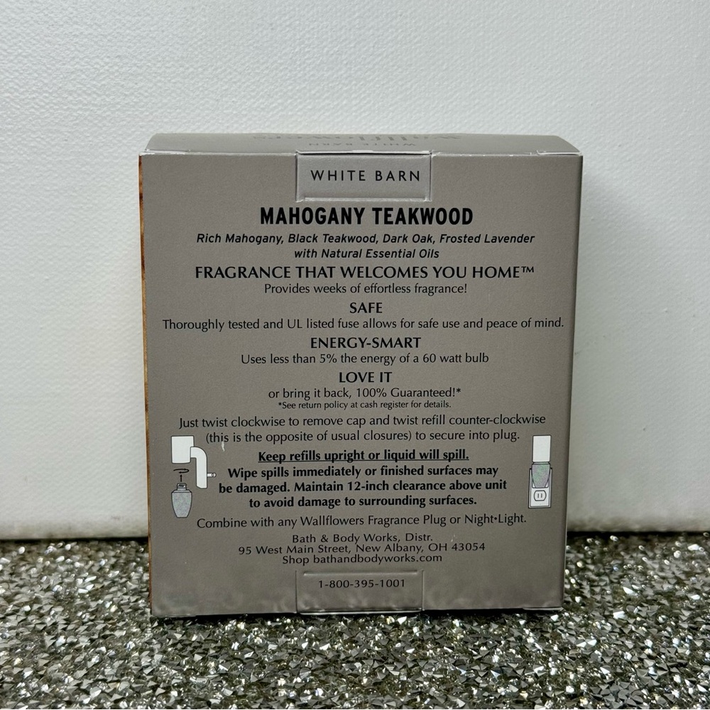 Bath & Body Works Wallflower Refills Mahogany Teakwood 2 Pack Nwt - Picture 3 of 4